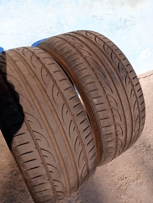 225/35R19 Hankook 2шт