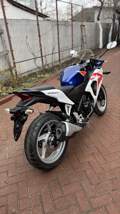 Honda CBR250R 2012 рік