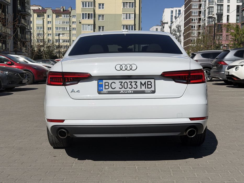 Ауді А4 2017 рік 2.0 бензин автомат