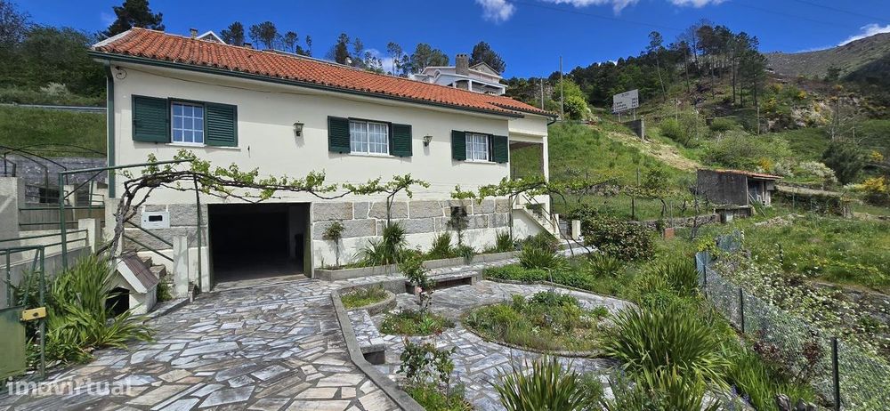 Moradia T3 na praia fluvial de Loriga, Seia, Serra da Estrela