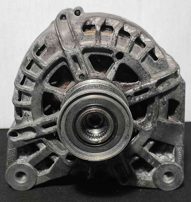 Alternador 231008633R - RENAULT TRAFIC III Caixa