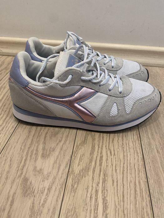 Кроссовки женские diadora
