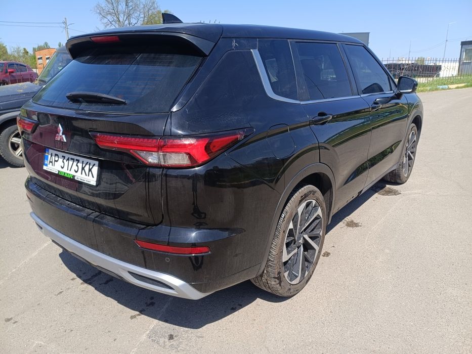 Мітсібіші Оутлендр 21р