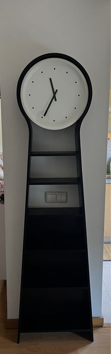 Estante com relógio PS Pendel (IKEA)