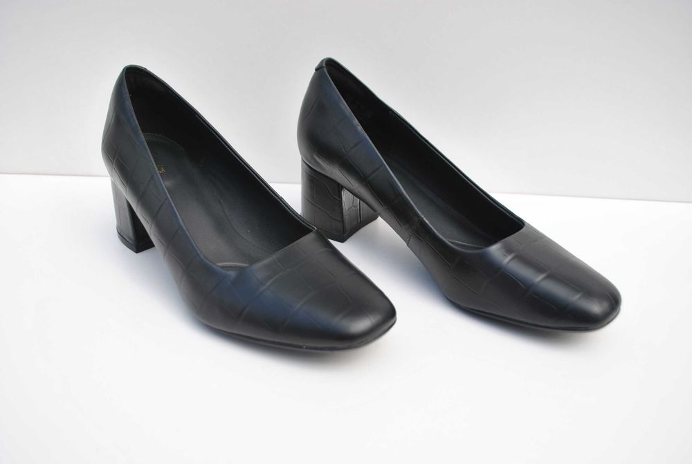 Czółenka buty na obcasie Clarks