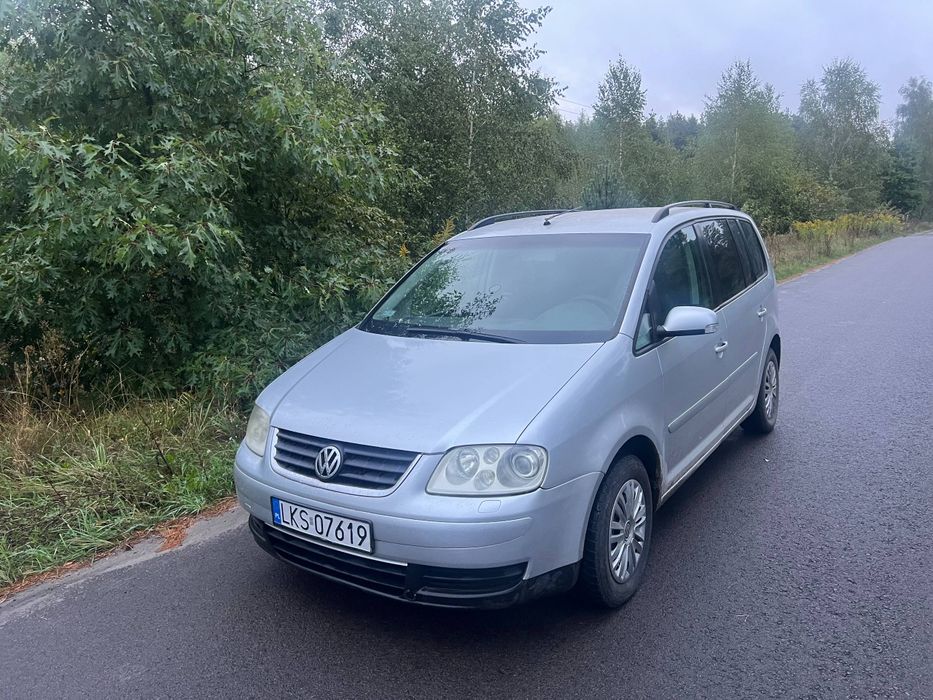 Продам машину Volkswagen Touran