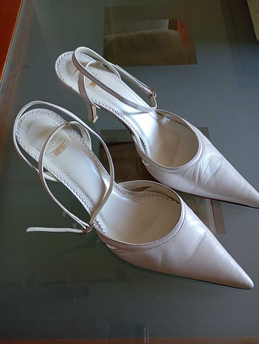 Sapatos mulher de pele com salto alto tam. 40