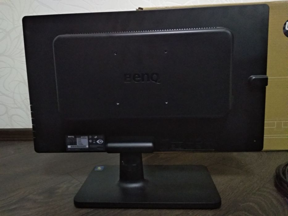 Монітор BenQ V2210 eco black
