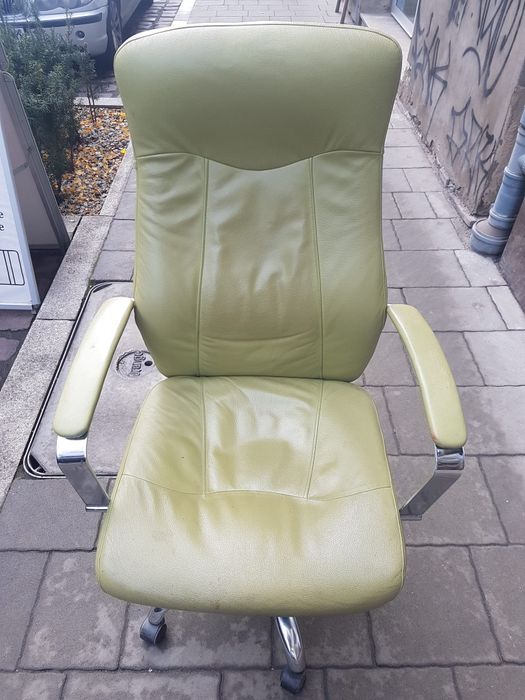 Fotel biurowy skórzany