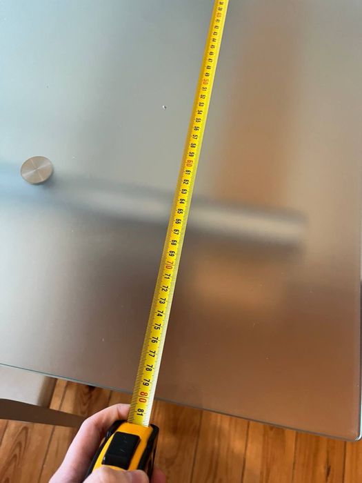 Conjunto de mesa e cadeiras