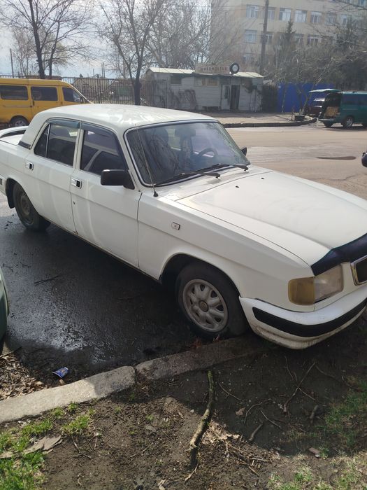 Автомобиль Волга 3110
