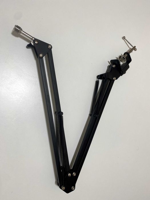 Microfone Audio-Technica AT2020 + Suporte