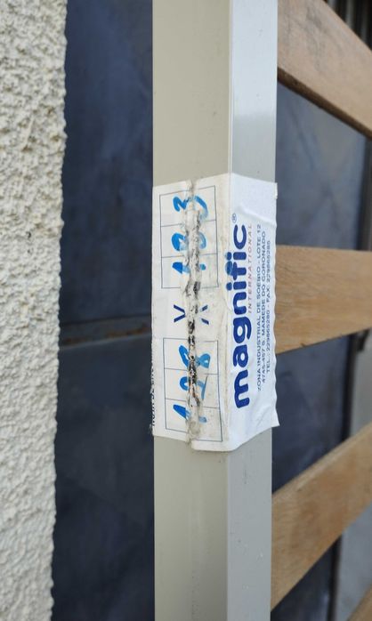 Estrado para cama de casal, usado em bom estado