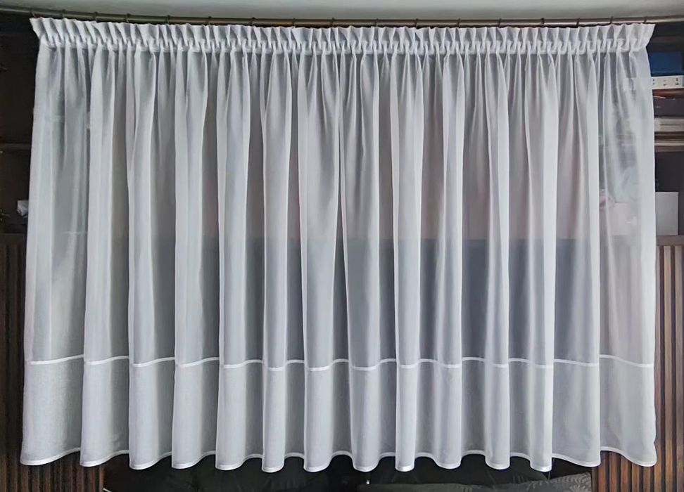 Dwie nowe firanki 200 x 136cm