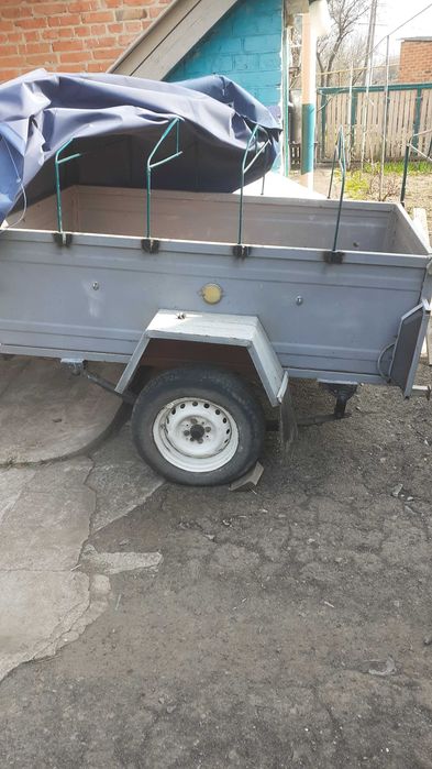 причеп для легкового автомобіля  розмір кузова 170* 105 см