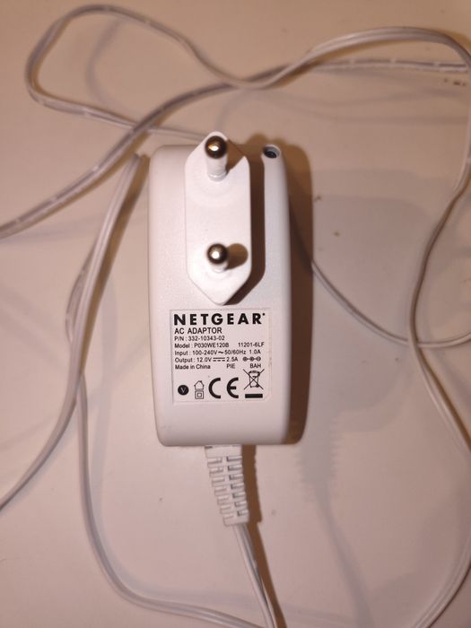 Router na kartę SIM Netgear Orbi LBR20