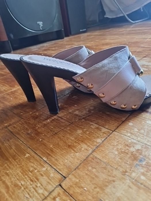 Шлепанцы Yves Saint Laurent