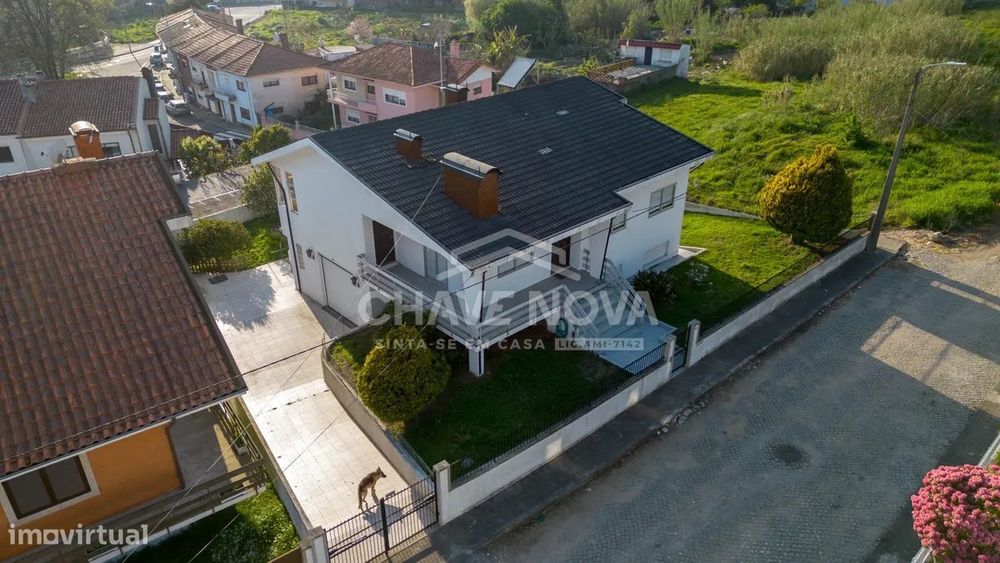 PS - Moradia T3 Mafamude Boa exposição Solar Lote para piscina