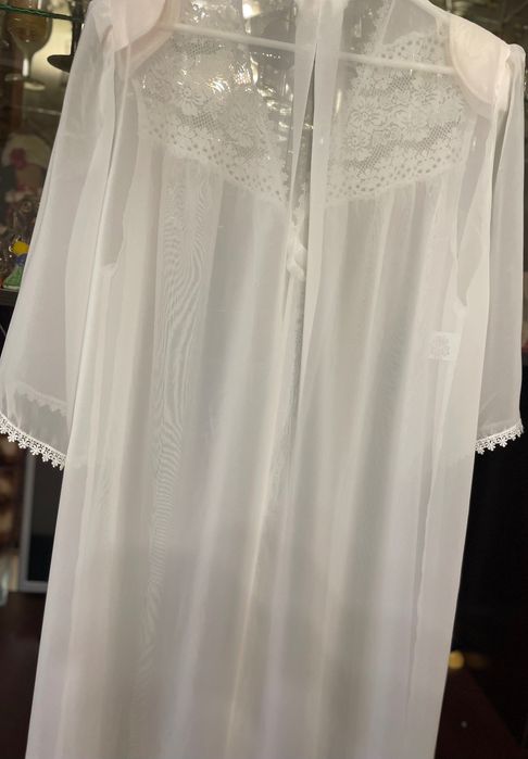 Напівпрозорий халат