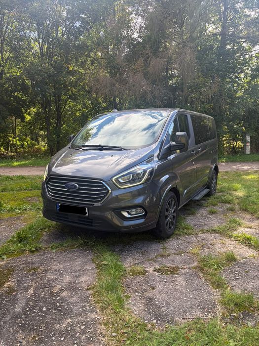 Ford E-Tourneo Custom