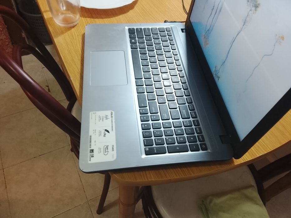Vende-se computador usado