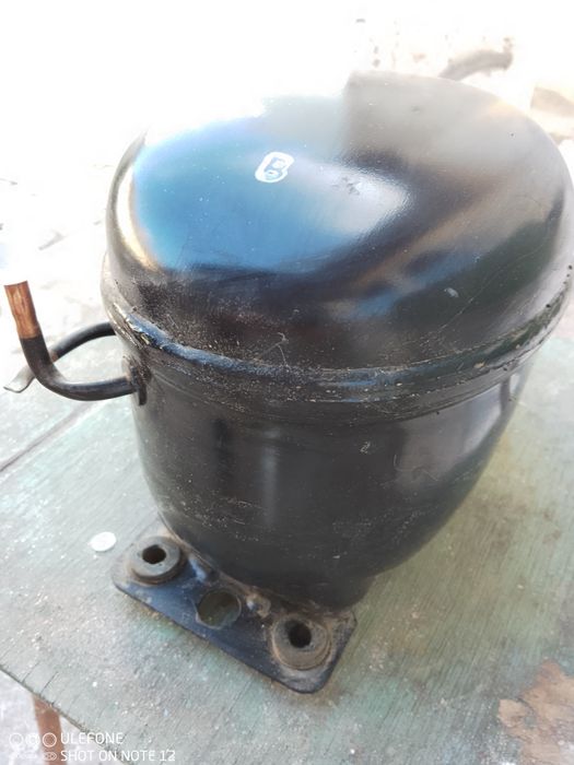 Компресор,(Двигун) холодильника,морозильної камери.