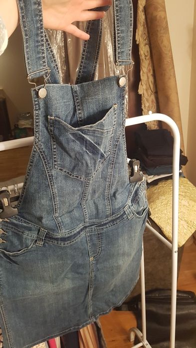 Sukienka ciążowa ogrodniczki regulowana dżinsowa