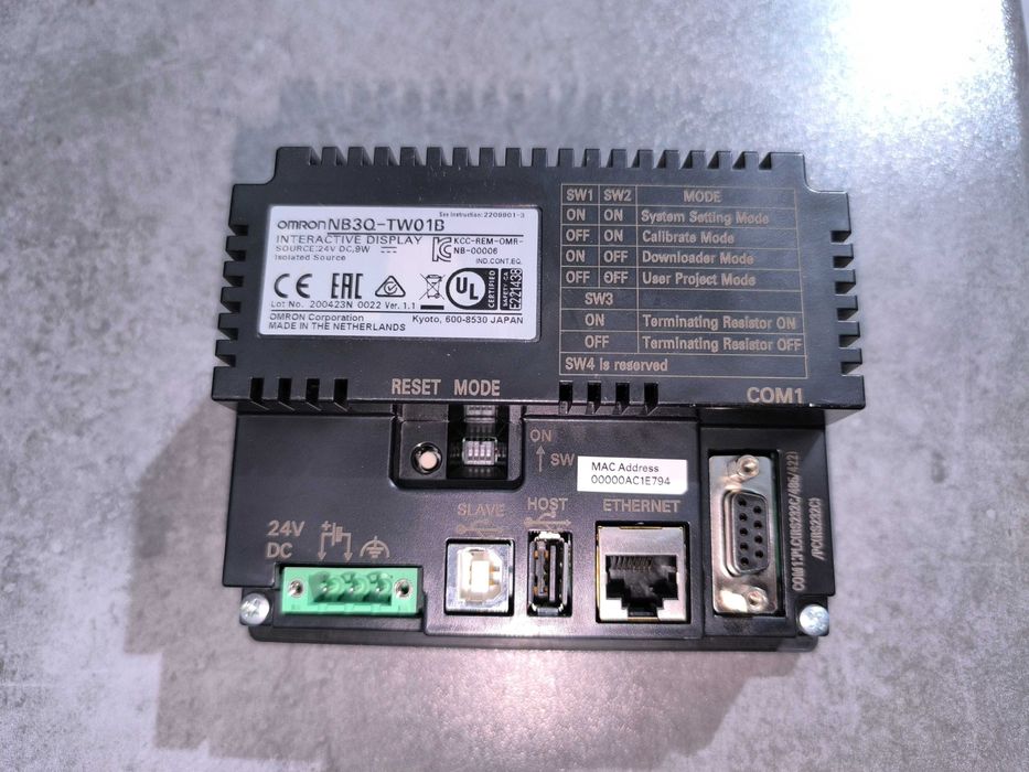 Automato Omron + Consola - [LER DESCRIÇÃO ]