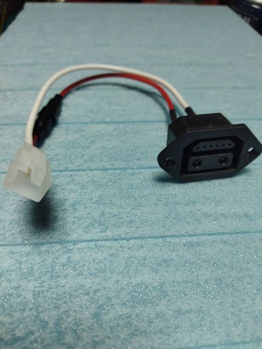 Роз'єм акумулятора електроскутера АІМА (Айма, Аіма)