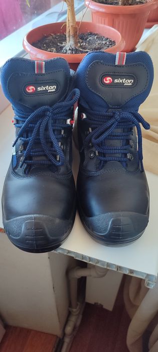 Ботінки робочі six ton