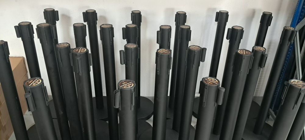 Aluguer de vedações, baias de metal e baias de fita eventos