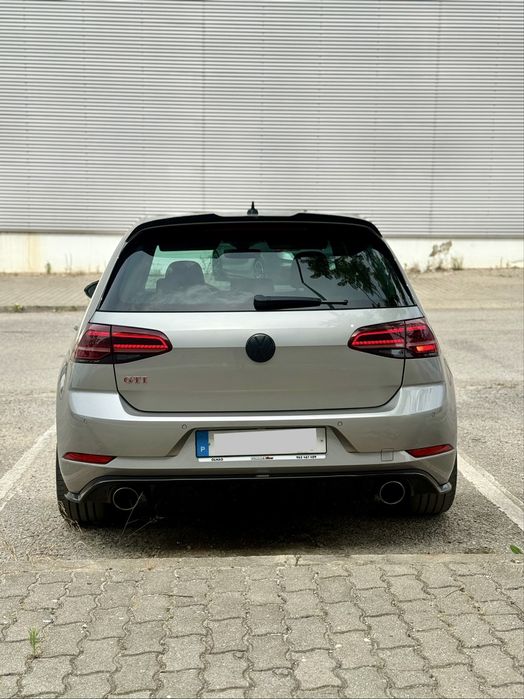 Volkswagen Golf — fotografia 7