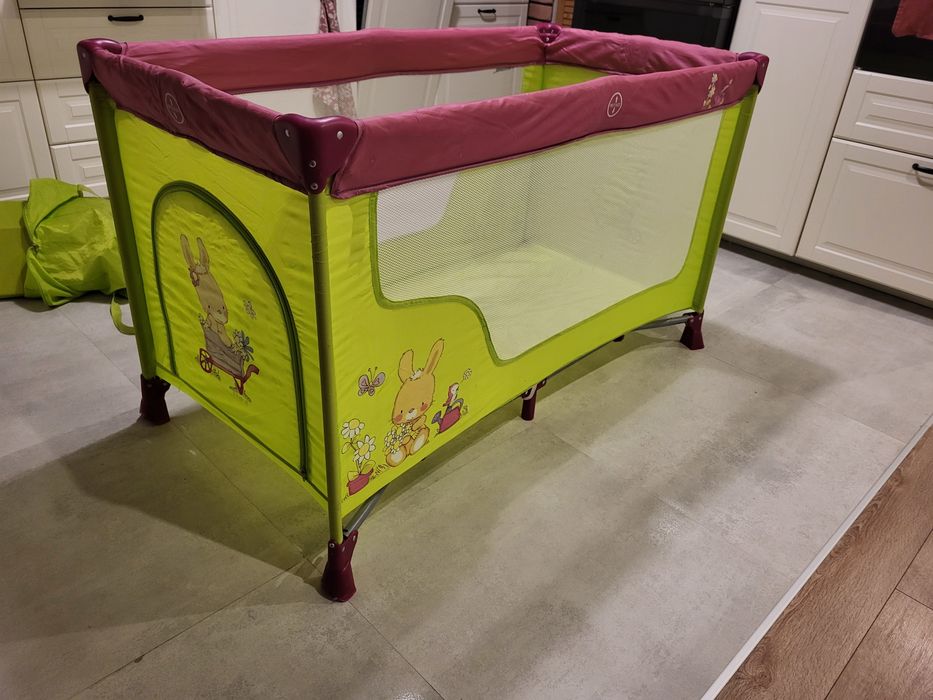 Łóżeczko turystyczne dwupoziomowe