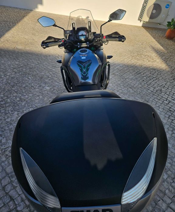 Cawazaki versys 650, de 2020, com 15200km,  6000€