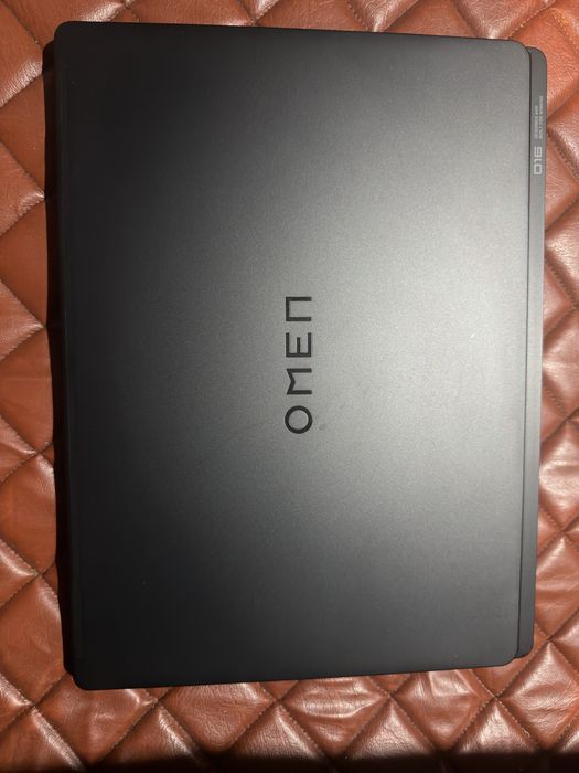 HP Omen Max16 RTX 5080 Ultra 9 275HX  240Hz OLED 32Ram 5600hz 1tb ssd