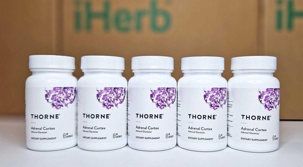 Thorne Adrenal Cortex, кора надниркових залоз, 60 капсул: 810 грн