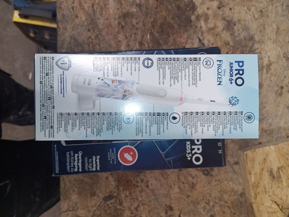Oral-B Pro Junior 6+, Szczoteczka elektryczna, Frozen