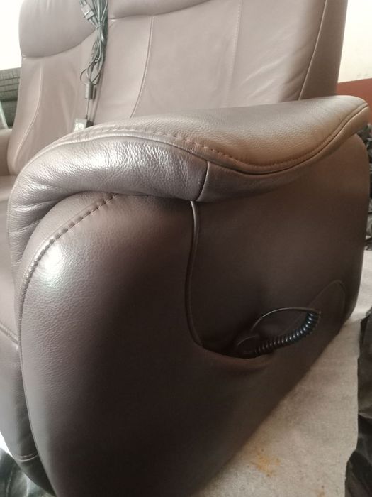 Продам диван шкіряний