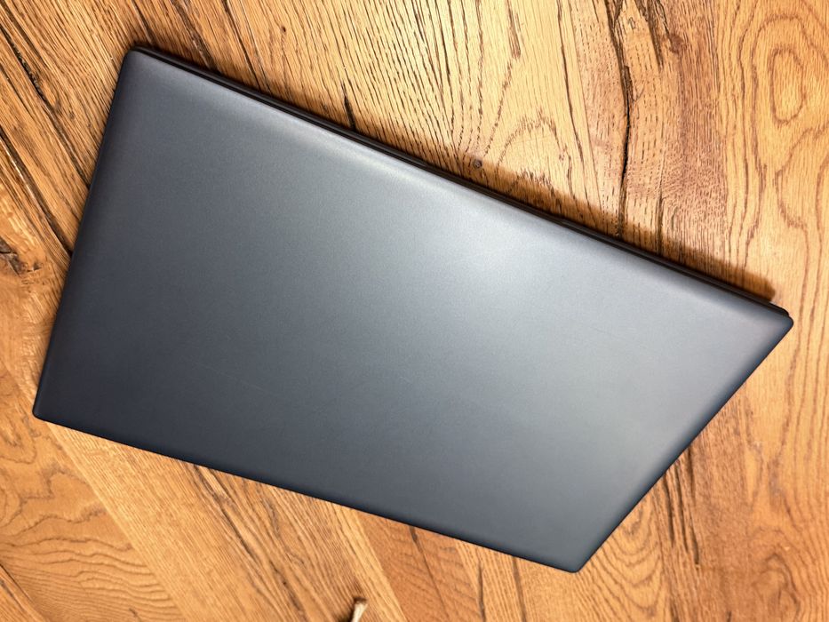 Laptop 17 cali, 24 Ram, 1TB dysk, windows 11, QWERTY