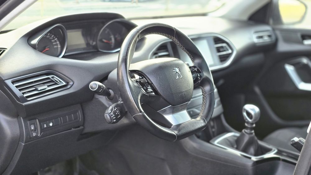 Peugeot 308 SW — fotografia 6