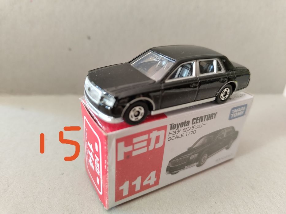 Carros tomica com caixa