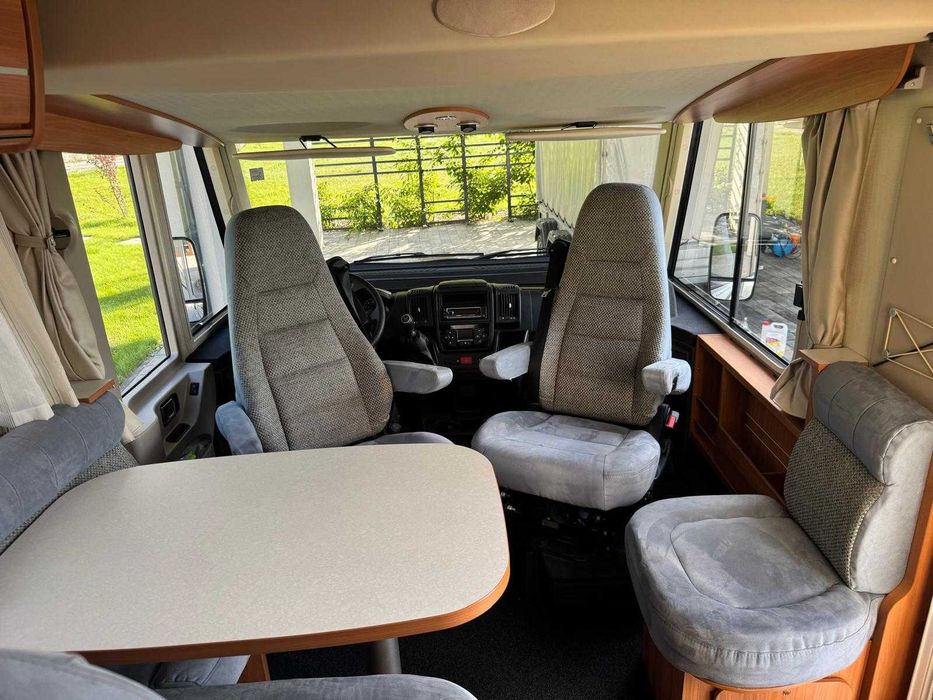 Kamper Hymer EX 564 2016 2.3 JTD 130 km AL-KO 121 000 km 4 osoby
