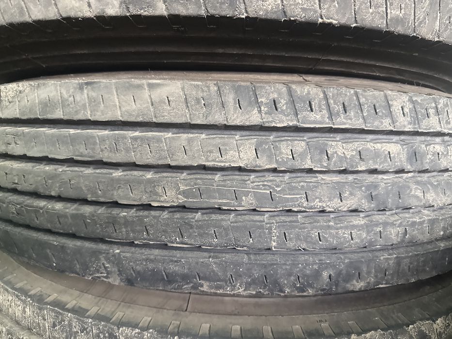 Шини 10R22,5 руль та ведуча