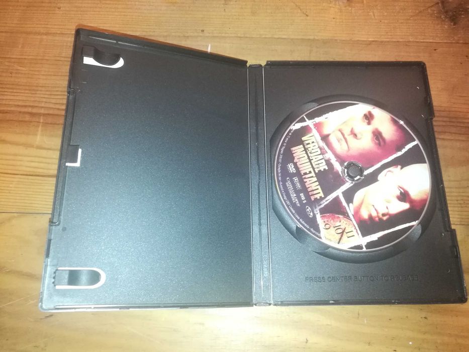 A VERDADE INQUIETANTE 	DVD (legendagem em Português)