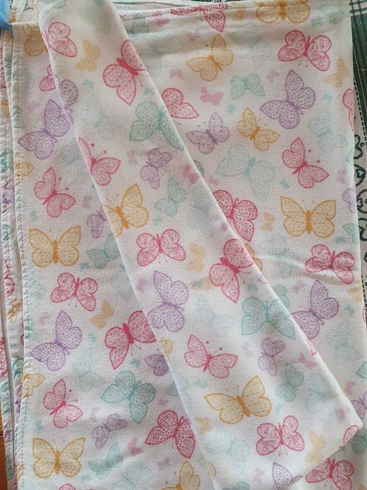 Bambusowy kocyk w motylki
