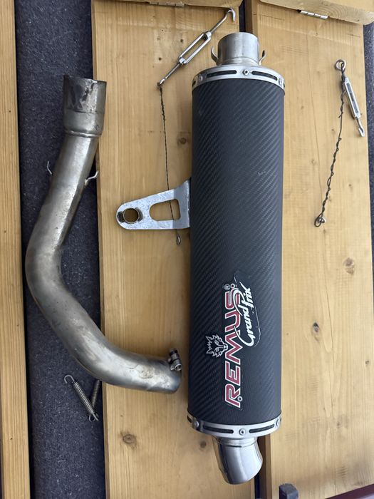 Bico de pato e escape para honda hornet 600