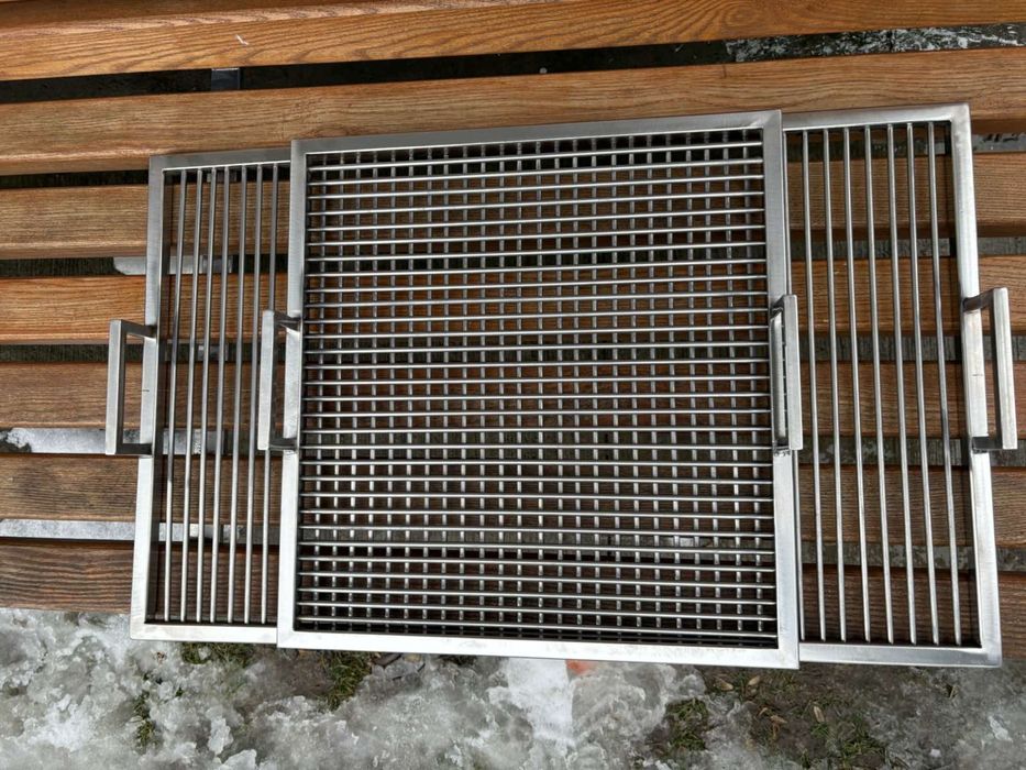 Решітка-гриль із нержавіючої сталь.На замовленя