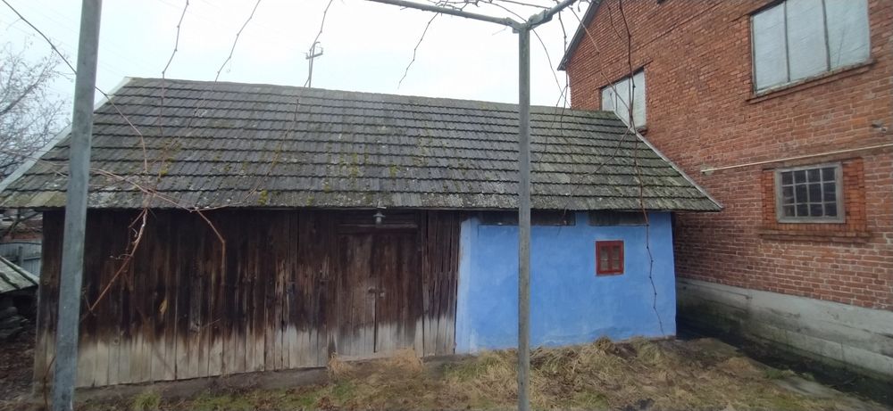 Продається будинок і земельна ділянка в с. Станківці