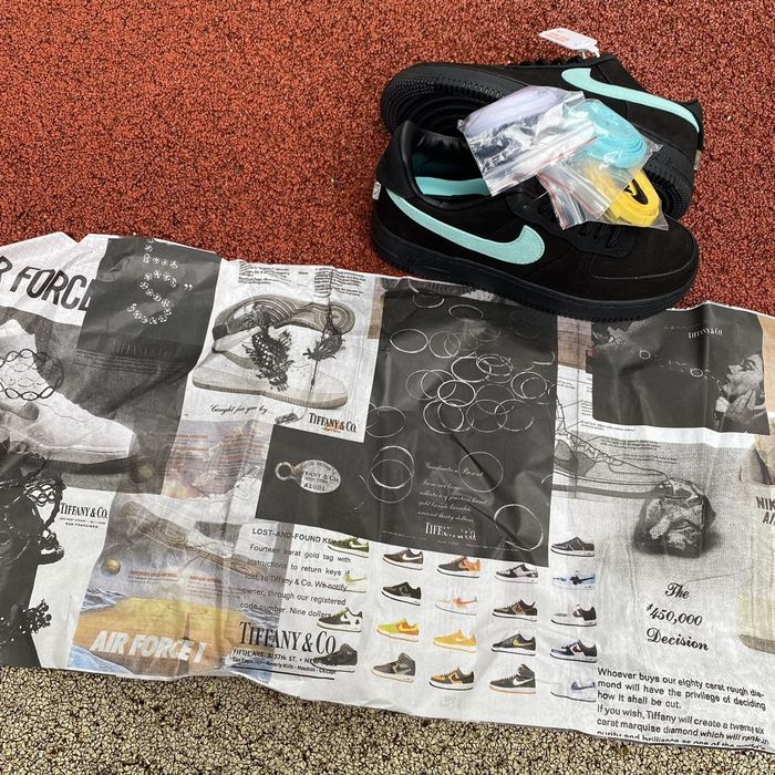 Nike Air Force x Tiffany