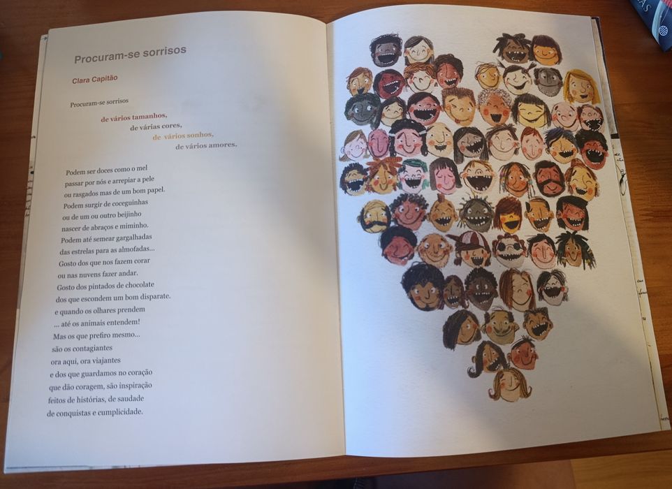 Livro "Contadores de Sorrisos"